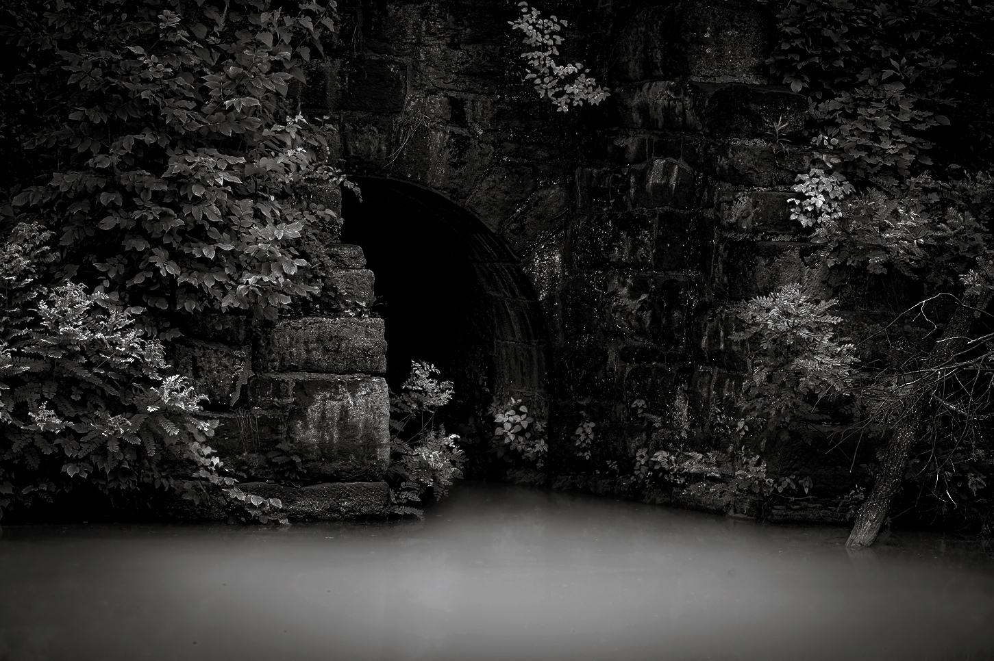Windsor Locks Canal